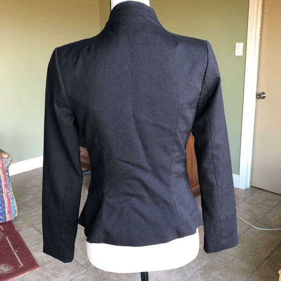 H&M black blazer - Picture 3 of 4